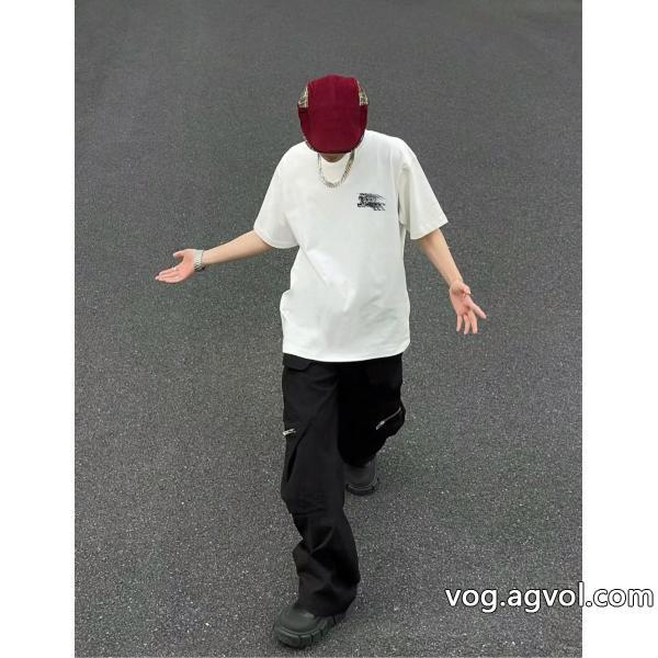 BURBERRYブランド スーパー コピー清涼感あるカジュアル新作大人気半袖Tシャツ