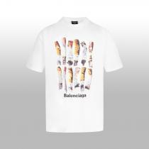 半袖Tシャツ一気にトレンド感満載な着こなしクラシカルな雰囲気balenciaga通販 ブランド