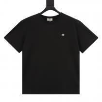 ブランド 偽物 通販清涼感とカジュアルスタイル完売目前セリーヌ半袖Tシャツ