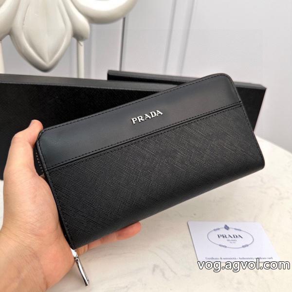 PRADAコピー 商品 ブランド人気モデル愛用視線を集めて財布
