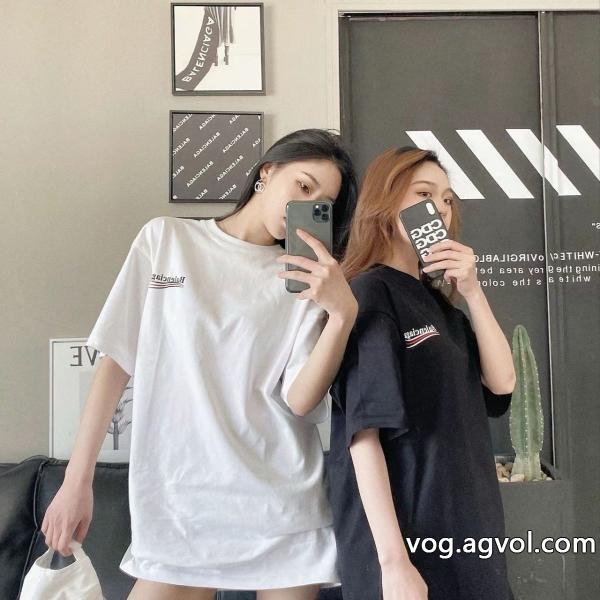 バレンシアガコピー 商品 通販半袖Tシャツきれいめ上品にSS23残り僅