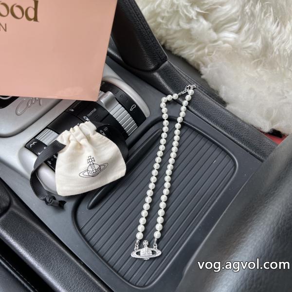 スーパー コピー  ネックレスVIVIENNE WESTWOOD高級感あるスタイル新色入荷