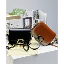 COACH偽 ブランドバッグ好印象な上品スタイル魅力的なポイント