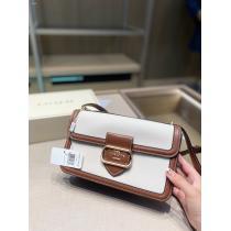 バッグCOACH今年のトレンドカラー2026季節限定ブランド 激安 
