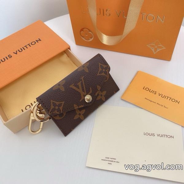 キーホルダーLOUIS VUITTON23SS海外直営着心地のいいコピー ブランド