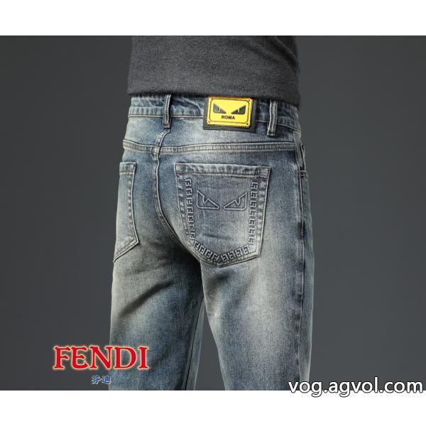 ジーンズFENDIコピー ブランド 通販完売続出お洒落上級者