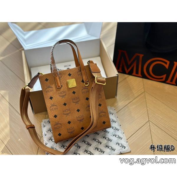 バッグMCM大変人気ファッションに新しい色激安 通販 ブランド