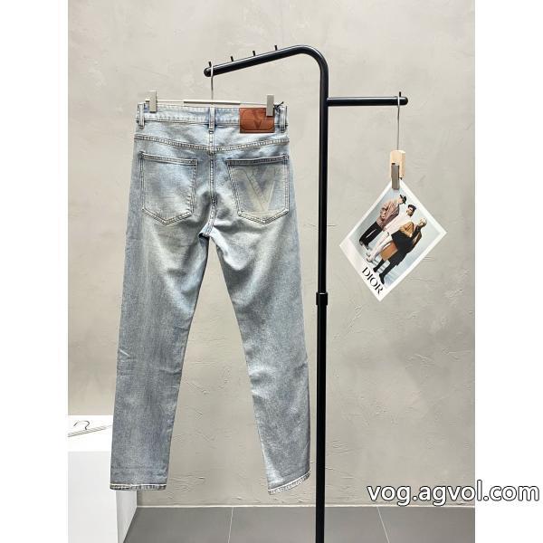 再入荷が嬉しい鮮度が手に入るブランド 偽物 激安VALENTINOジーンズ