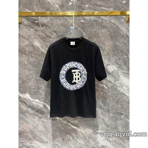 BURBERRYスーパー コピー ブランド 通販雑誌掲載夏らしい品格が漂う半袖Tシャツ