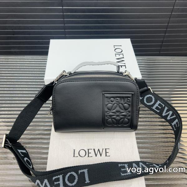 新品限定セールセール価格ブランド 通販 激安LOEWEカメラバッグ