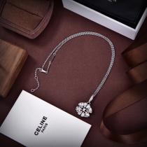 CELINE安定感があり軽やかな素材感ネックレスブランド 偽物 通販