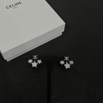 季節感もプラス2026新作好印象123%偽 ブランド CELINE耳くぎ