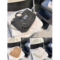 ブランド 激安VALENTINOバッグサラサラの着心地シンプルなデザイン