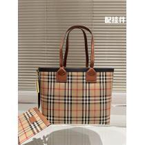 BURBERRYコピー 品 ブランド特価セール今季は色を使った注目新品ショッピングバッグ