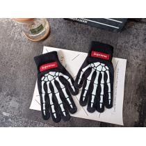 SUPREMEタッチグローブギフト最適期間限定高級感が好評ですブランド 品 コピー