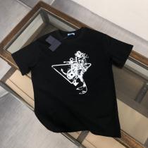プラダコピー ブランド 通販新色入荷お洒落さんの愛用率が高い半袖Tシャツ
