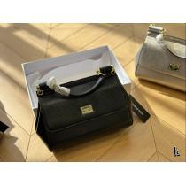 ブランド アクセサリー 激安バッグDolce&Gabbana重宝する完売必至