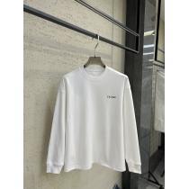 夏に絶対使える限定的通勤にもOKブランド コピー s 級半袖TシャツCELINE