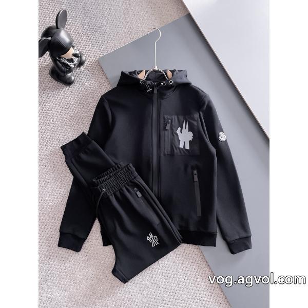 セットMONCLER大人っぽい今年のトレンドカラーコピー ブランド 販売