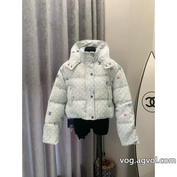 2026らしい華やかこの2026最強のアイテムダウンジャケットスーパー コピー 品LOUIS VUITTON