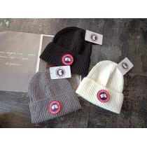ブランド 激安 秋冬らしい華やかドレスアップ効果も抜群帽子Canada Goose