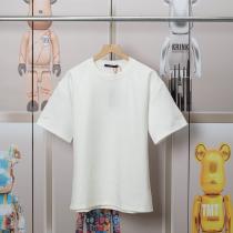 この秋冬最強のアイテム人気商品コピー ブランド 通販半袖TシャツLOUIS VUITTON
