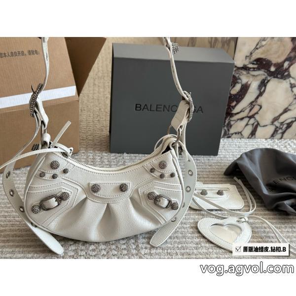 コピー 品 販売バッグbalenciaga送料込み 希少品上品で優しい雰囲気に