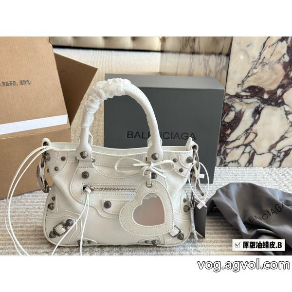 balenciagaバッグブランド コピー ショップ流行の最前線在庫希少