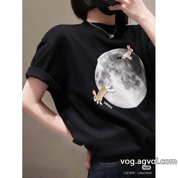 定番人気商品SS23カッコいい コピー ブランド半袖Tシャツロエベ
