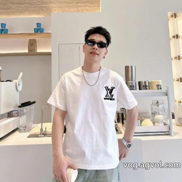 ブランド コピー ショップ半袖Tシャツ最新作2026秋冬セールで格安LOUIS VUITTON