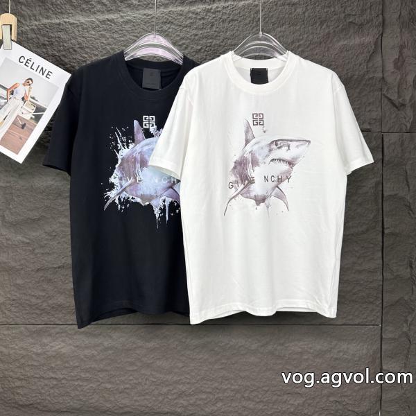 新着入荷流行の最前線半袖TシャツGIVENCHYブランド 偽物 通販
