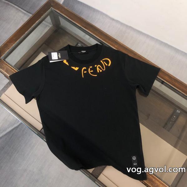 FENDI22/23秋冬 新作セール中通勤の定番半袖Tシャツブランド コピー  