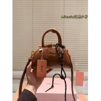 MIUMIUバッグ海外限定モデル 新作新着秋冬2026セールスーパー ブランド コピー
