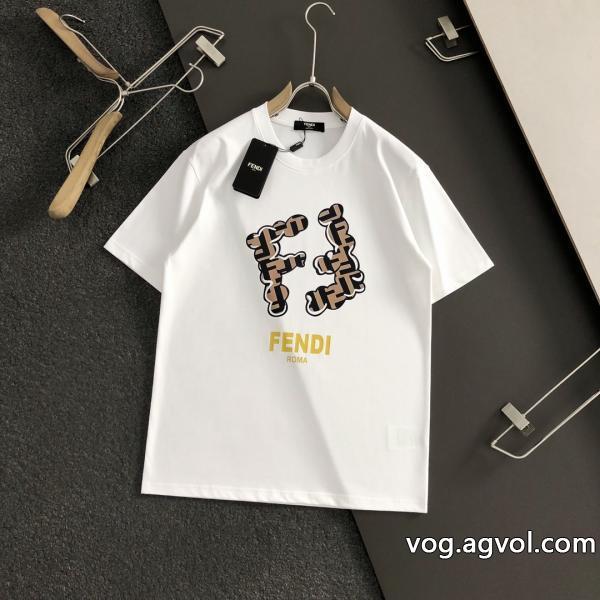偽物 ブランドFENDINEW　新作 都会的な印象のスタイル半袖Tシャツ
