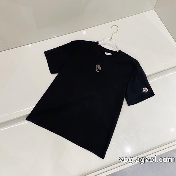雑誌掲載カジュアルで気分爽快MONCLER半袖Tシャツブランド 激安