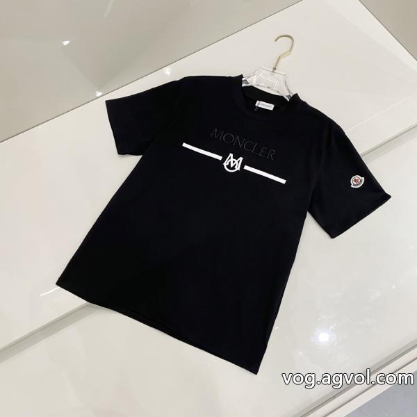 MONCLER半袖Tシャツ新作限定　人気沸騰中必需品ブランド 偽物