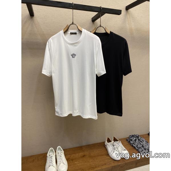 ブランド 通販 激安流行の最前線清潔感で洗練されVERSACE半袖Tシャツ