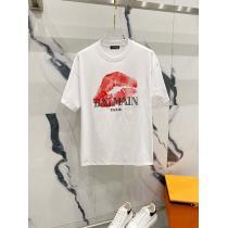 半袖Tシャツ定番人気のモデル抜け感を出すブランド コピー 優良BALMAIN