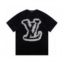 ブランド コピー 激安半袖TシャツLOUIS VUITTONセレブや芸能人からも愛用SS23完売必至