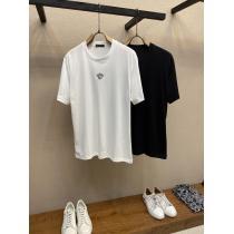 ブランド 通販 激安流行の最前線清潔感で洗練されVERSACE半袖Tシャツ