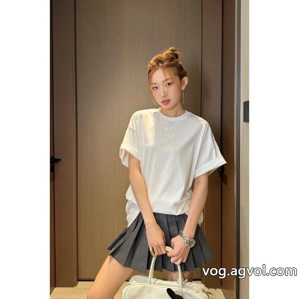 半袖Tシャツミュウミュウスーパー コピー 販売高いクオリティ新商品☆完売必至