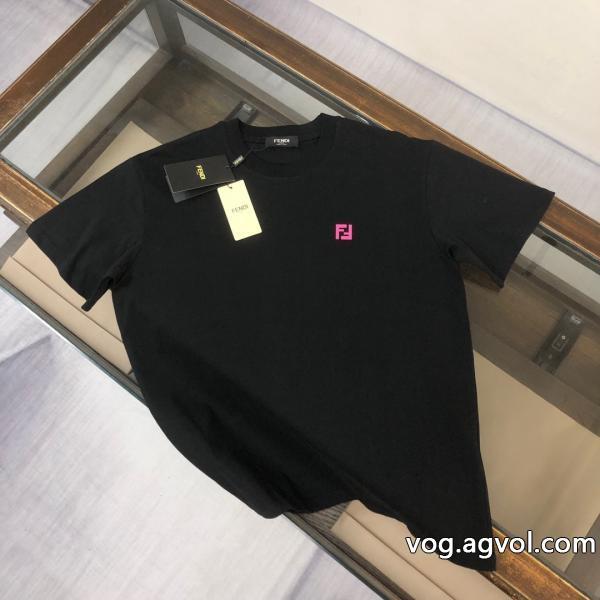 ブランド 偽物 激安半袖Tシャツ王道コンビ2026人気新作が登場FENDI