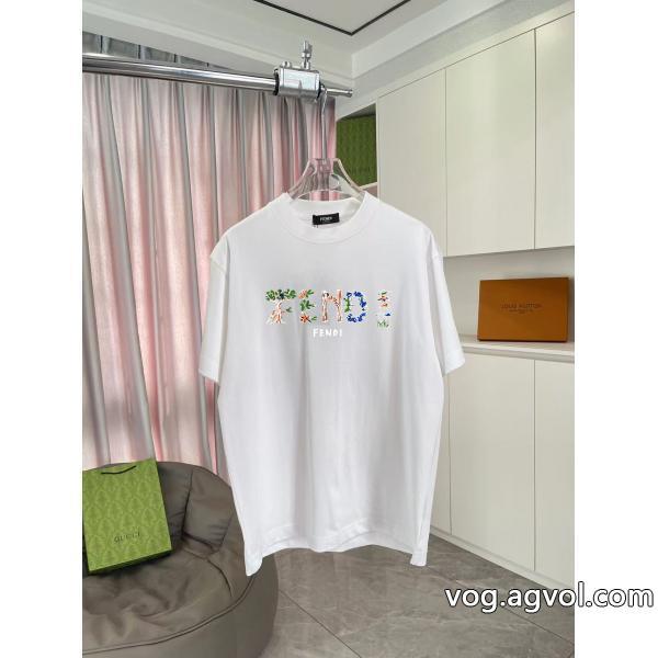 偽物 ブランドFENDI半袖Tシャツ毎シーズン人気が高い狙い目