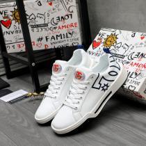 アイドル着用高級感漂うDolce&Gabbanaコピー ブランド 優良スニーカー