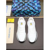 コピー 商品 通販スニーカー232026の大人コーデ完売必須LOUIS VUITTON