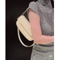ブランド コピー 激安LOUIS VUITTONバッグ完売間近肌触りの良い着心地抜群新作