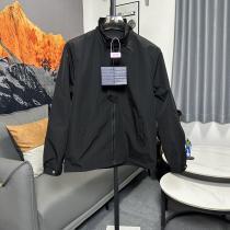 激安 ブランド 通販コートPRADA2026最新コラボ　完売間近希少なアイテム