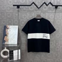 BURBERRY最安値周りの視線を圧倒する新作半袖Tシャツコピー 商品 ブランド