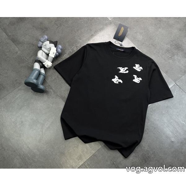 ブランド 偽物清潔感溢れる2026新作も続々登場!LOUIS VUITTON半袖Tシャツ