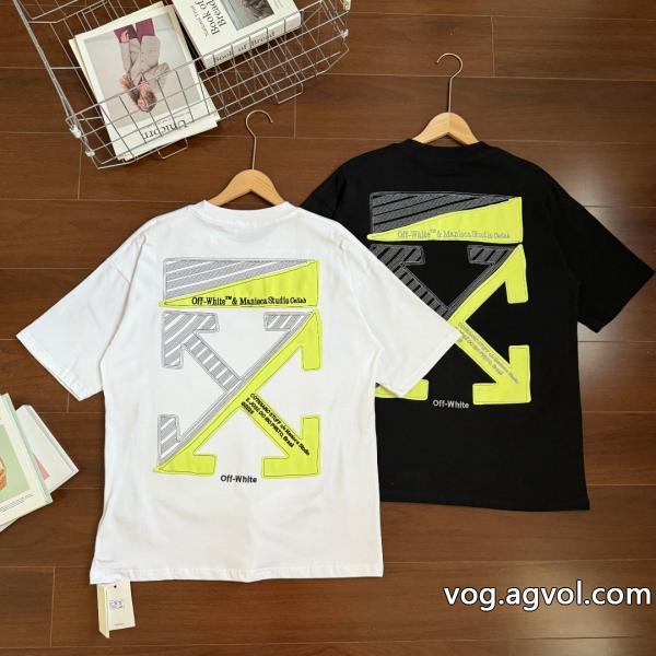 オフホワイト期間限定高級感漂うブランド スーパー コピー半袖Tシャツ